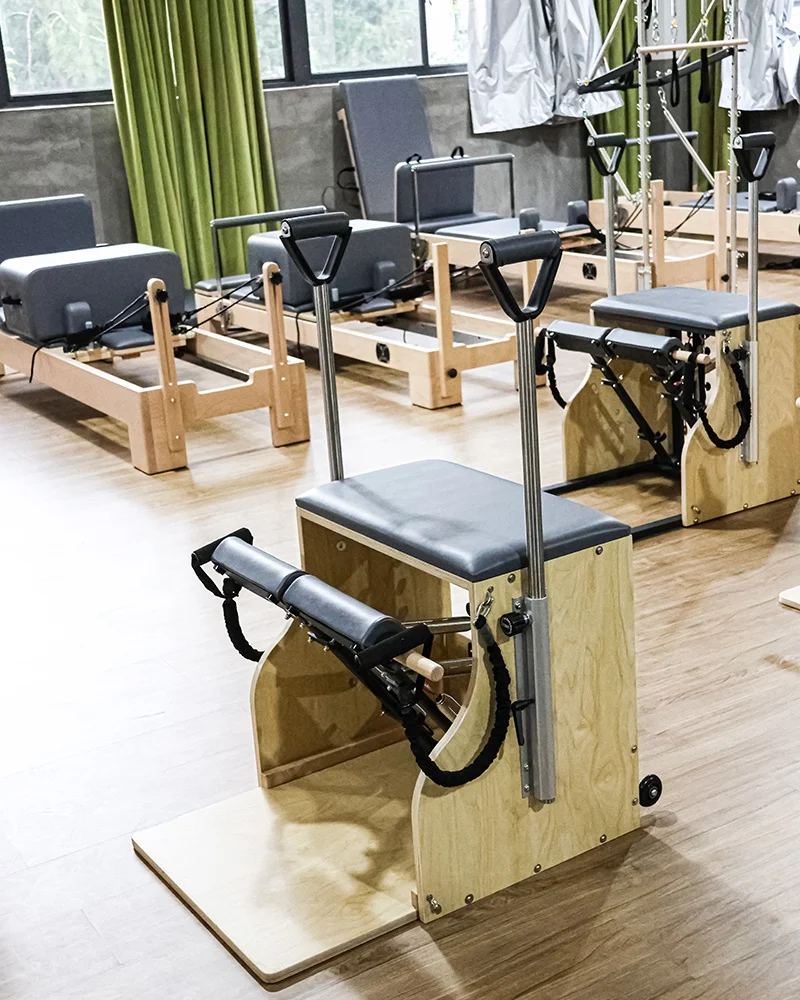 America Yoga Studio Use Spring - đánh giá và giá Pilates Yoga Combo