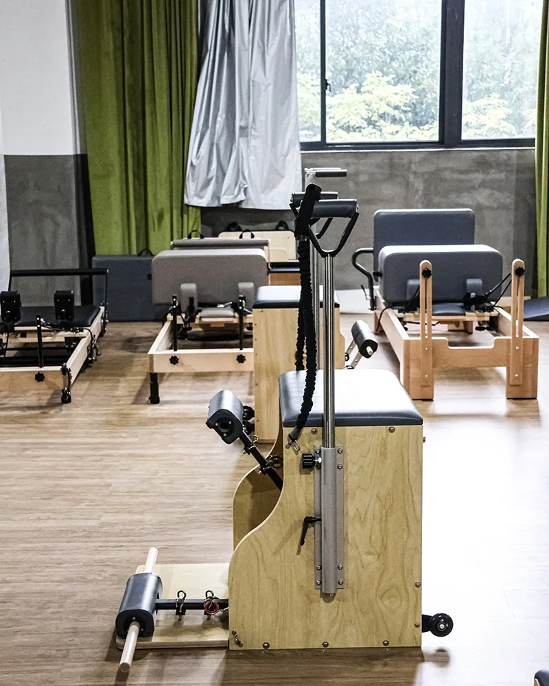 America Yoga Studio Use Spring - đánh giá và giá Pilates Yoga Combo