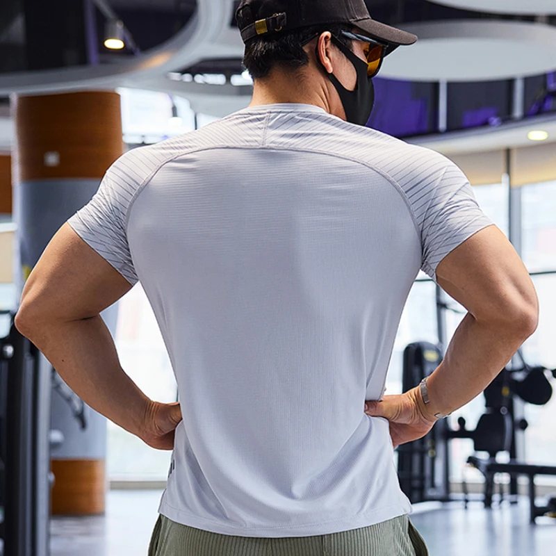 Men Sports T-shirt Dry Fit Sho - đánh giá và giá Pilates Yoga Wear